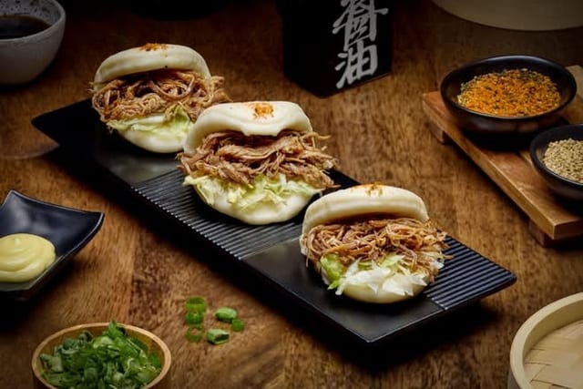 Brisket Bao / 牛腩包.