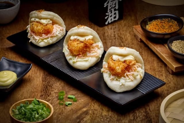 Shrimp Bao 炸虾包.