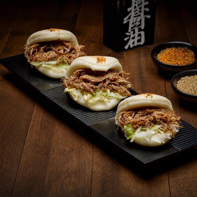 Brisket Bao / 牛腩包.