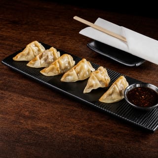 Chicken Gyoza / 雞肉煎餃