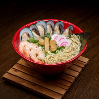 Seafood Ramen / 海鲜拉麵
